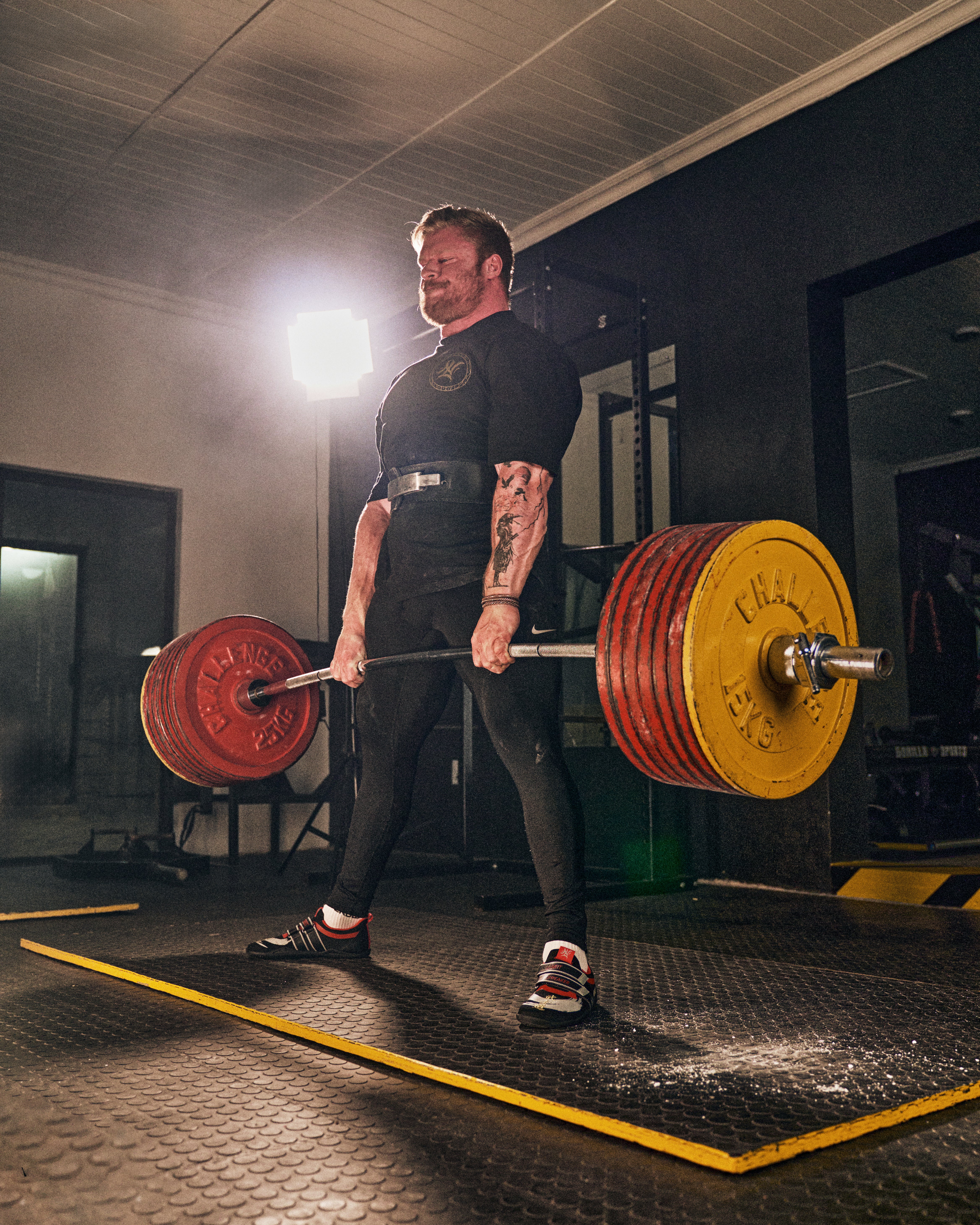 Colton Engelbrecht deadlifting in competition